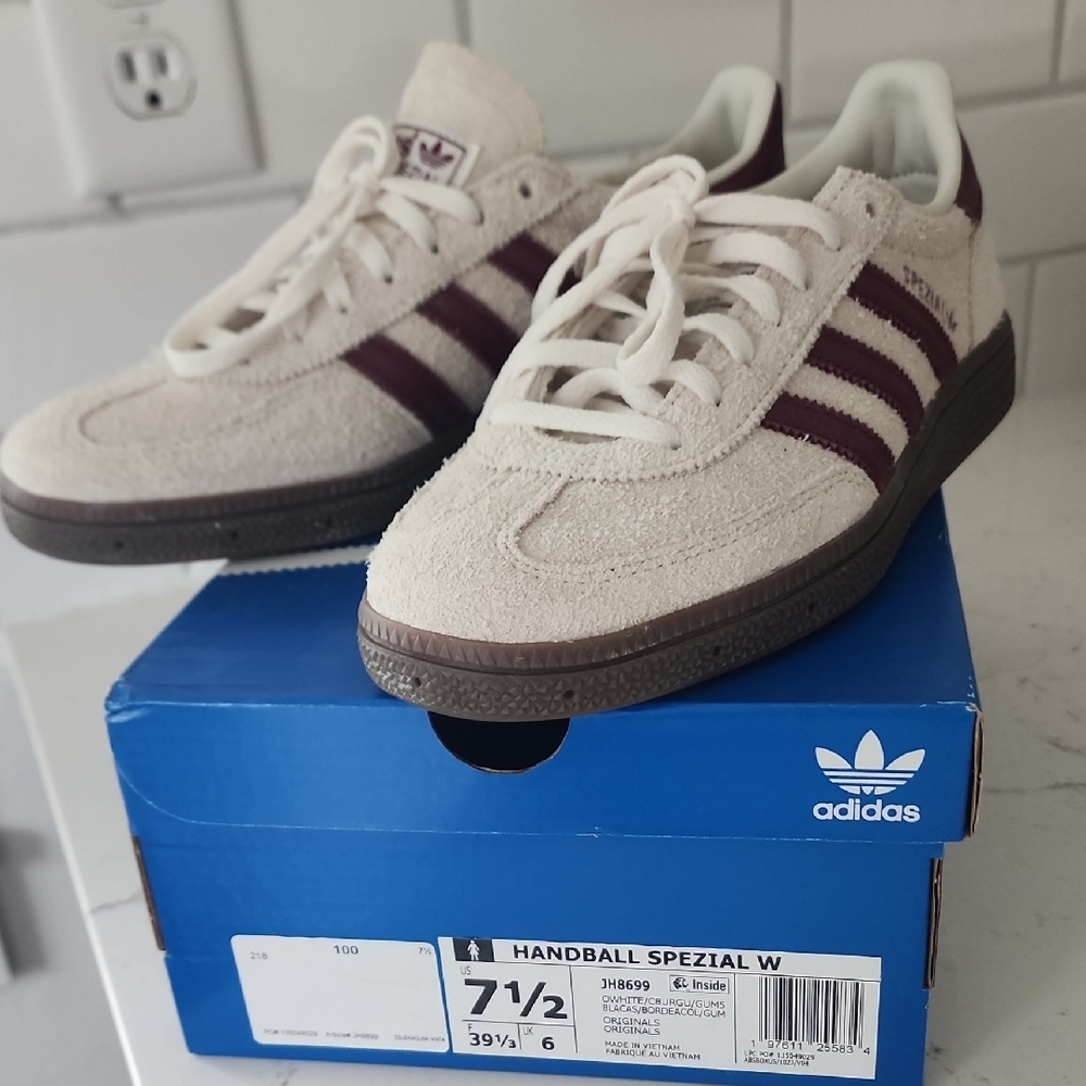 Adidas Handball Spezial Women's Shoes - Off White, Burgundy, Gum - 7.5 - NIB